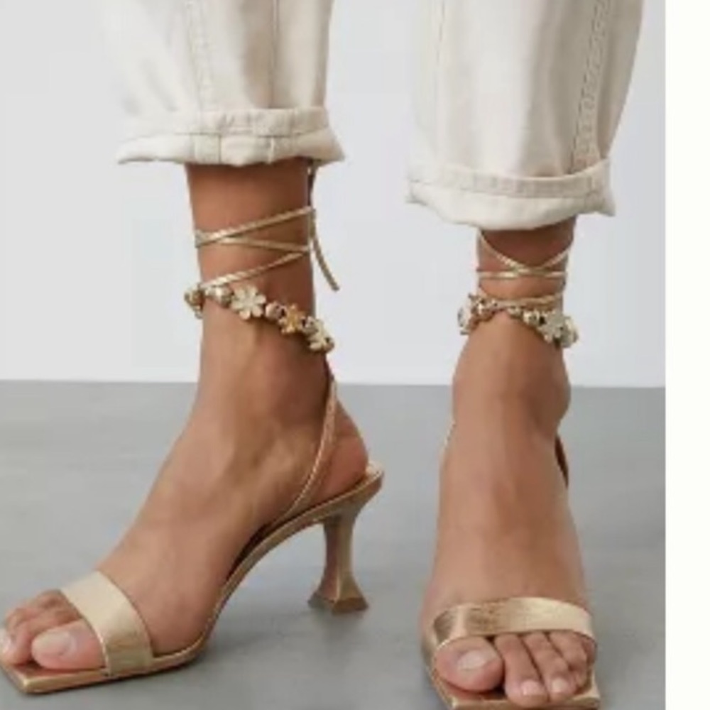 Anthropologie Vincenzo Charm wrap heels
